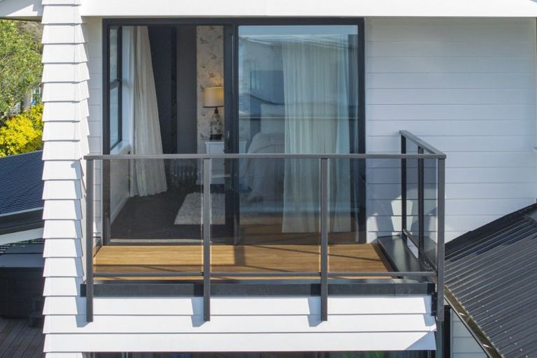 Photo of property in 30 Lakeside Terrace, Omokoroa, 3114