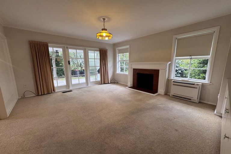 Photo of property in 301 Waimairi Road, Ilam, Christchurch, 8041