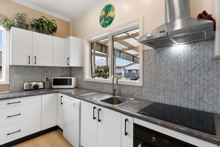 Photo of property in 21 Tyndall Street, Pahiatua, 4910