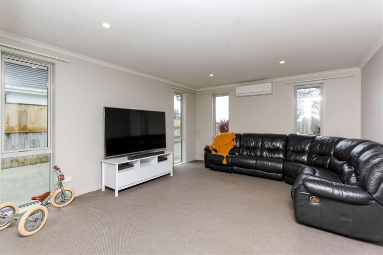 Photo of property in 396 Mangorei Road, Highlands Park, New Plymouth, 4312