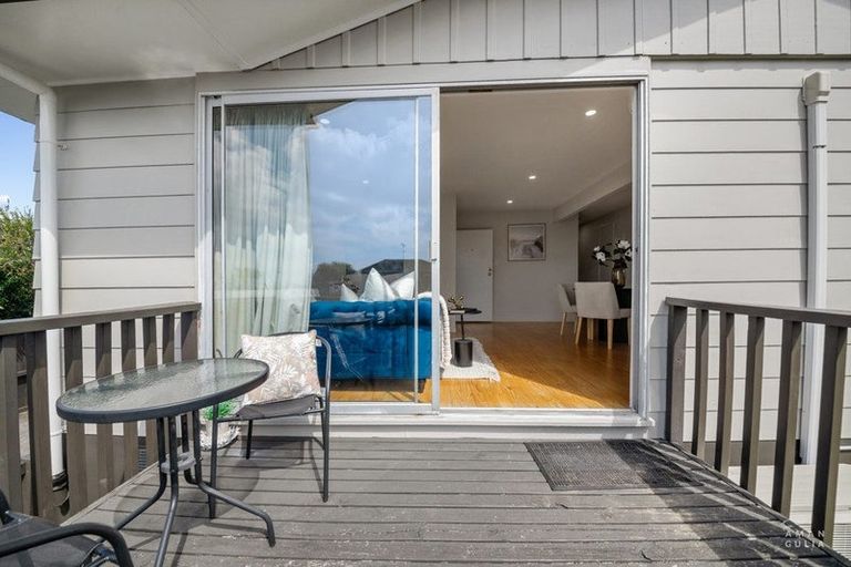 Photo of property in 50a Weldene Avenue, Glenfield, Auckland, 0629