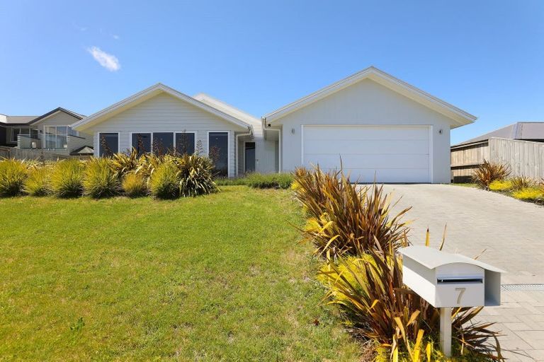 Photo of property in 7 Kamaka Street, Wharewaka, Taupo, 3330