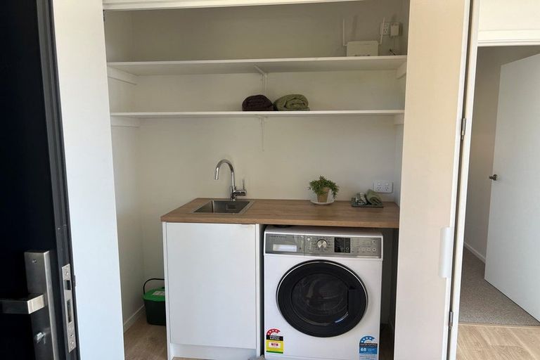 Photo of property in 13e Hart Place, Bridge Hill, Alexandra, 9320