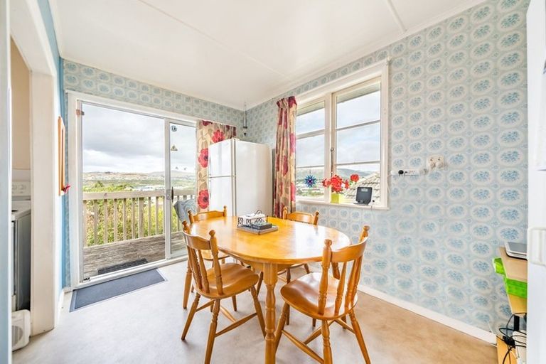 Photo of property in 66 Kotuku Street, Elsdon, Porirua, 5022