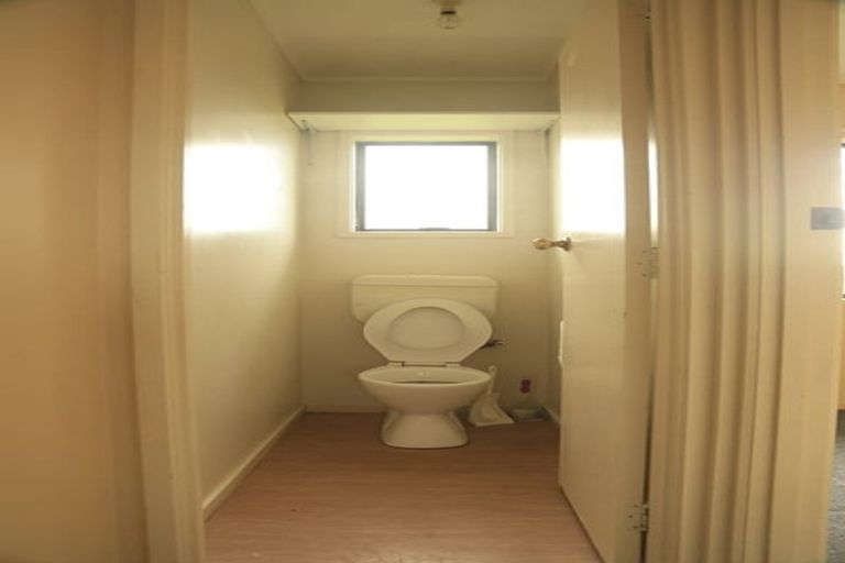 Photo of property in 148 Shifnal Drive, Randwick Park, Auckland, 2105