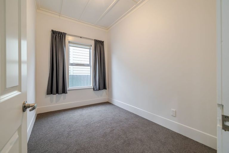 Photo of property in 25 Bourke Street, Palmerston North, 4410
