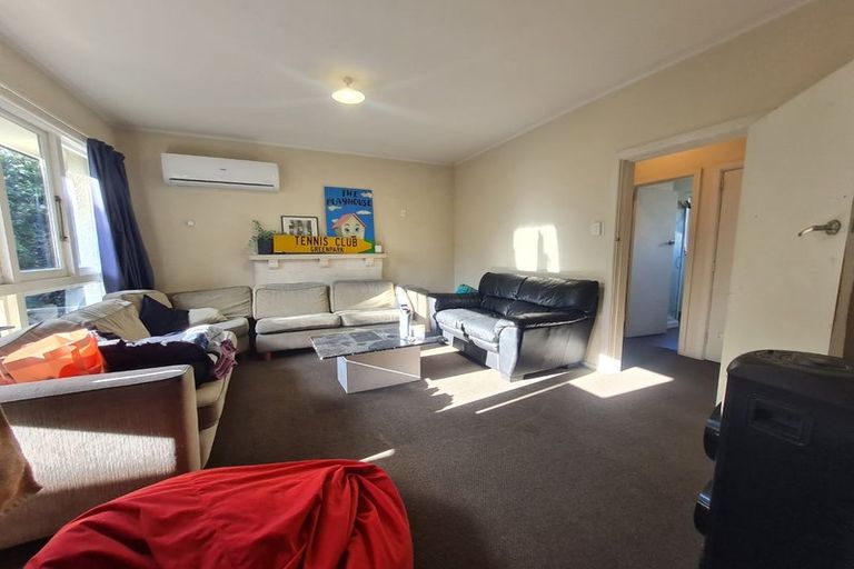 Photo of property in 2/111 Waimairi Road, Ilam, Christchurch, 8041