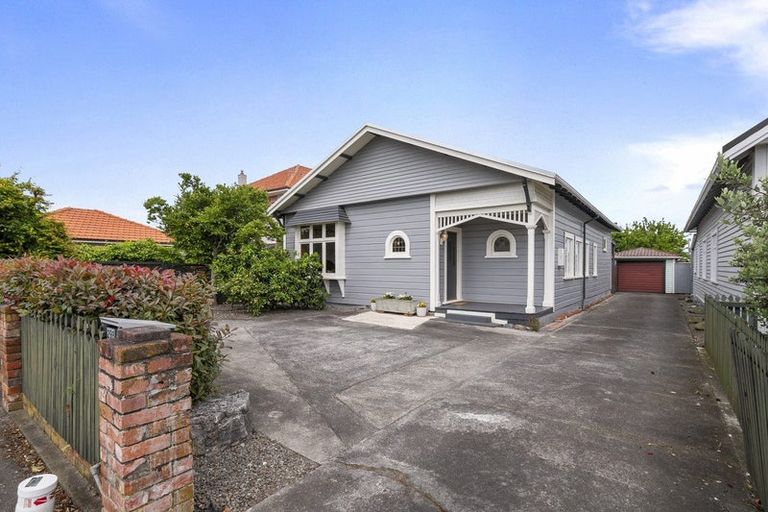 Photo of property in 298 Ruahine Street, Terrace End, Palmerston North, 4410