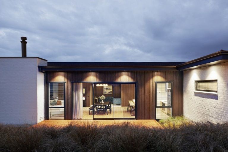 Photo of property in 14 The Fairways, Kinloch, Taupo, 3377