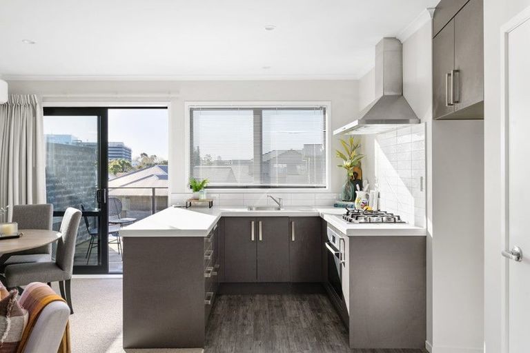 Photo of property in 6/16 Jones Crescent, Melville, Hamilton, 3206