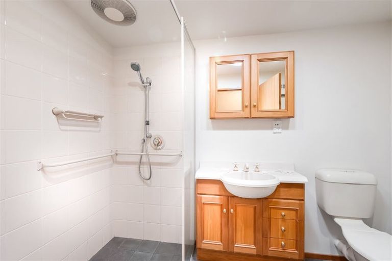 Photo of property in 1/35 Merrin Street, Avonhead, Christchurch, 8042