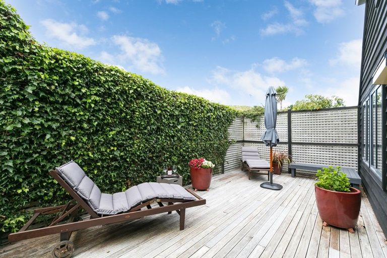 Photo of property in 34b Lucknow Terrace, Khandallah, Wellington, 6035