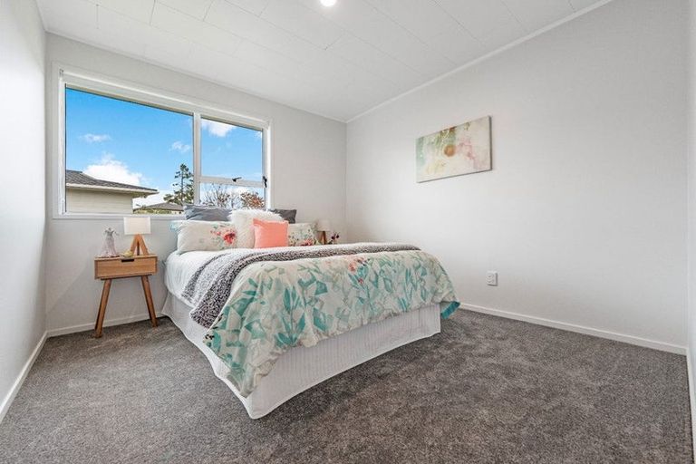 Photo of property in 11 Murillo Place, Henderson, Auckland, 0612