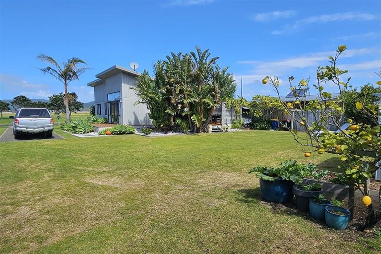 Photo of property in 329 Harbour Drive East, Matarangi, Whitianga, 3592
