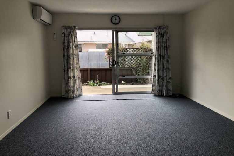 Photo of property in 3/19 Whitmore Street, Edgeware, Christchurch, 8013