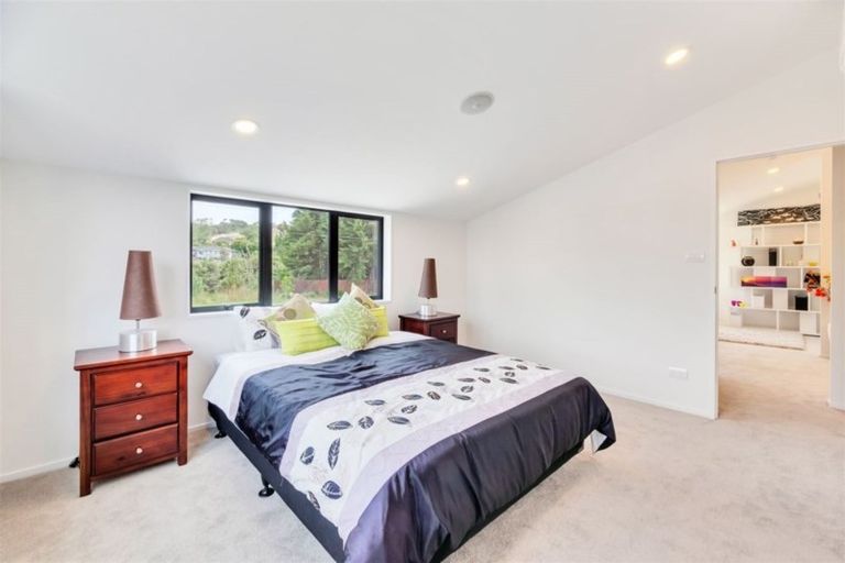 Photo of property in 5a Woodside Road, Massey, Auckland, 0614