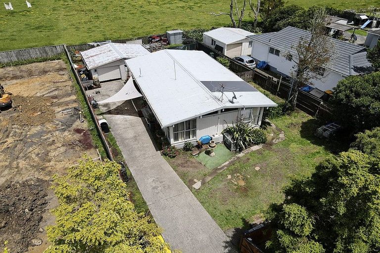 Photo of property in 35 Tabitha Crescent, Henderson, Auckland, 0612