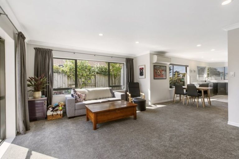 Photo of property in 134 Evans Road, Papamoa Beach, Papamoa, 3118