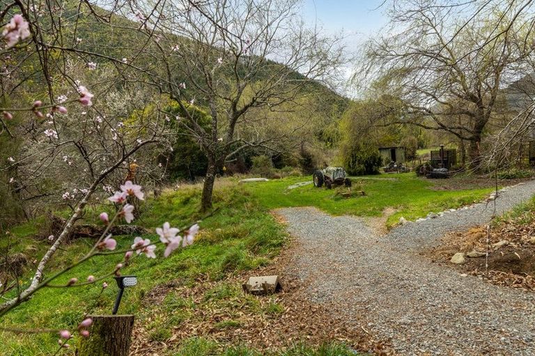 Photo of property in 420 Wakamarina Road, Canvastown, Havelock, 7178