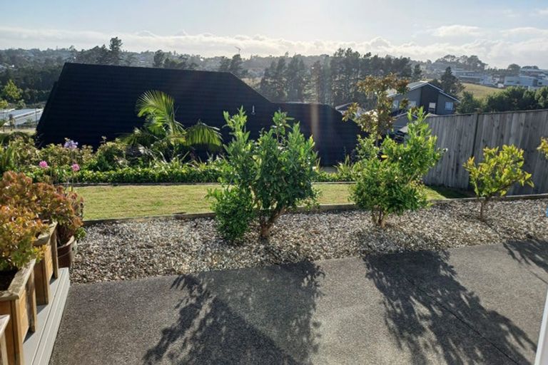 Photo of property in 128 Ormonde Drive, Silverdale, 0932