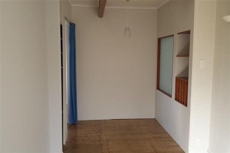 Photo of property in 10 Igloo Place, Red Hill, Papakura, 2110