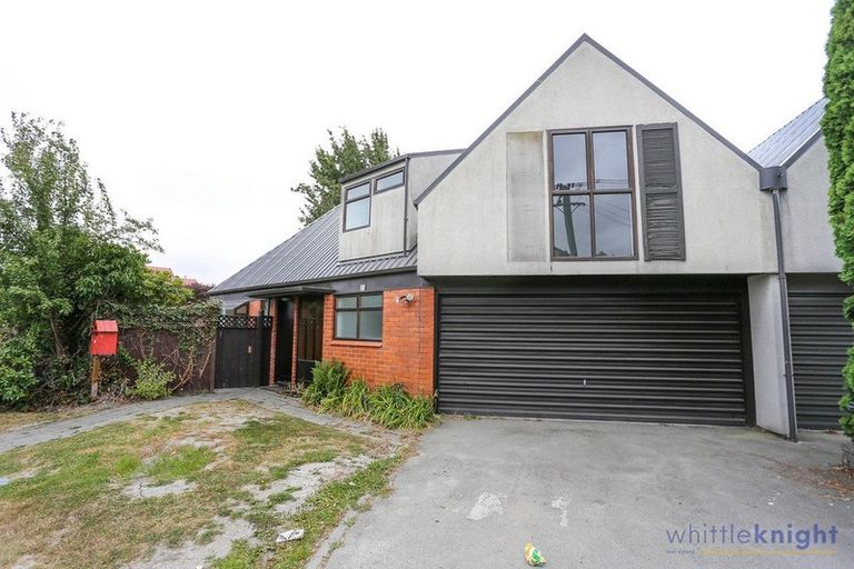 Photo of property in 2/4 Montana Avenue, Ilam, Christchurch, 8041