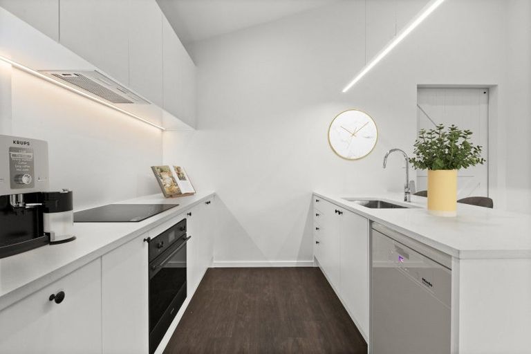 Photo of property in 119b Wellesley Road, Napier South, Napier, 4110