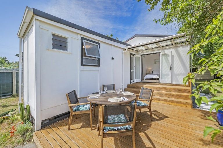 Photo of property in 16 Broadway Avenue, Waikuku Beach, 7473