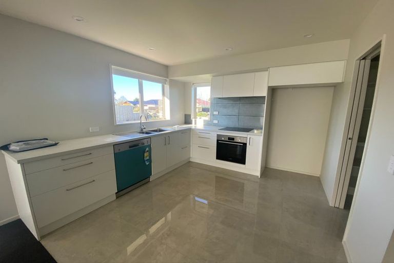 Photo of property in 29 Fearne Drive, Woodend, 7610