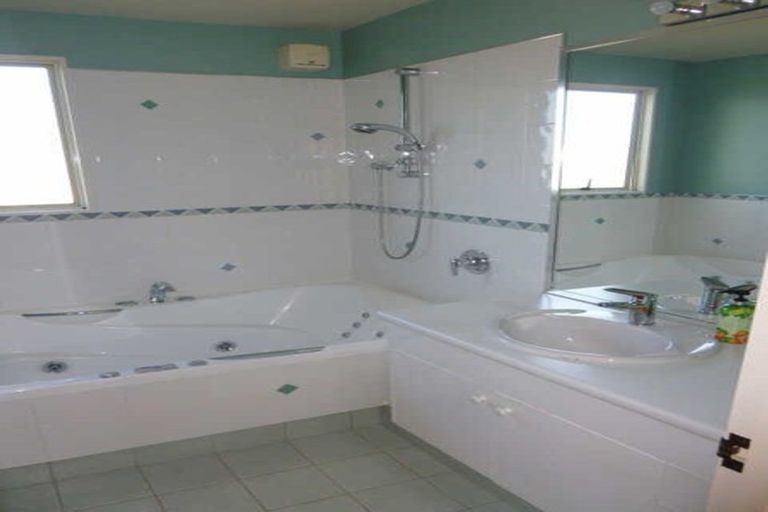 Photo of property in 51 Celia Street, Redcliffs, Christchurch, 8081