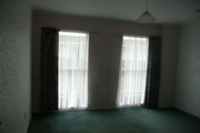 Photo of property in 177a Mitchell Street, Brooklyn, Wellington, 6021