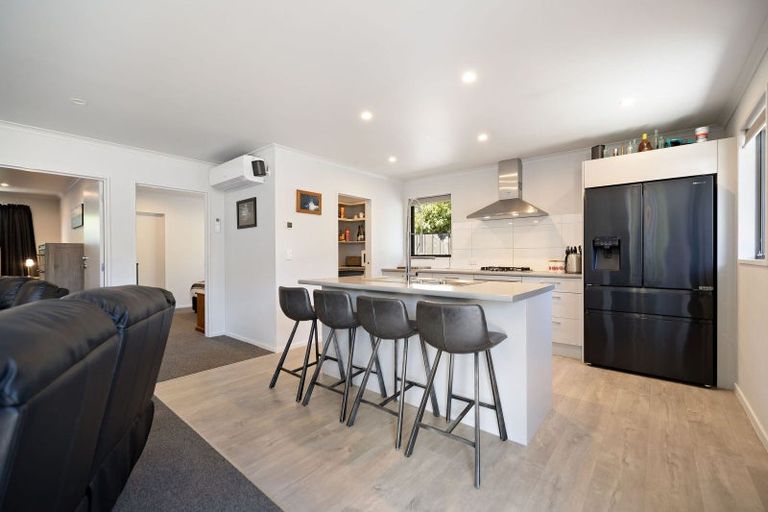 Photo of property in 2 Preston Drive, Arrowtown, 9302