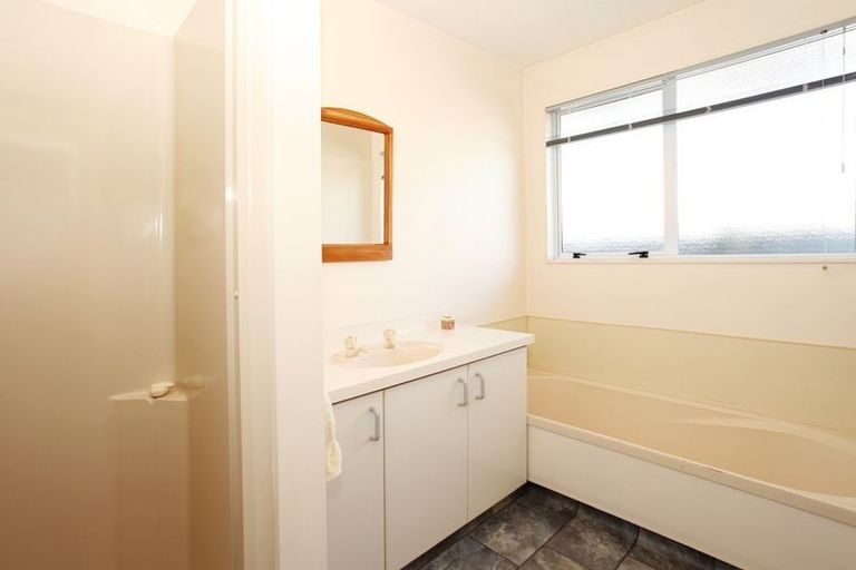 Photo of property in 247a Avonhead Road, Avonhead, Christchurch, 8042