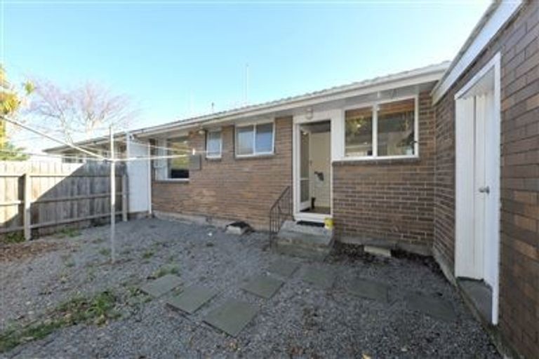 Photo of property in 2/94 Peverel Street, Riccarton, Christchurch, 8041