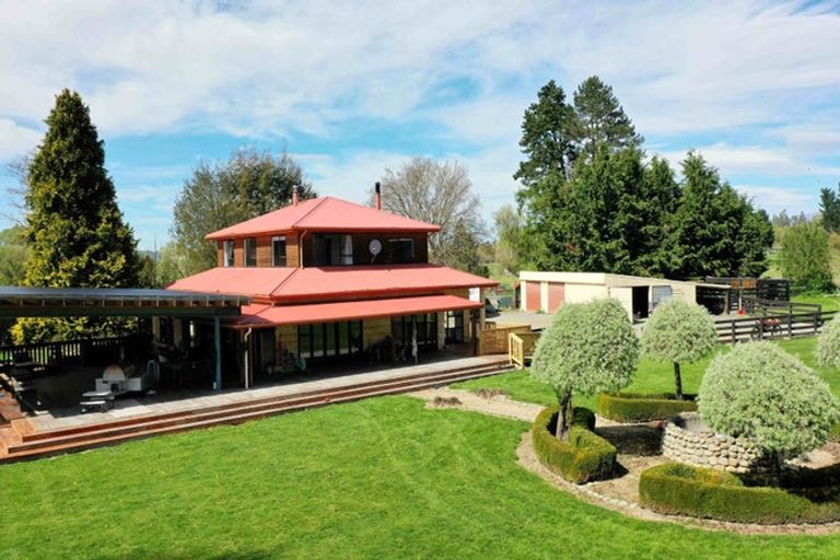 Photo of property in Warburton House, 31 Fairlie-tekapo Road, Fairlie, 7925