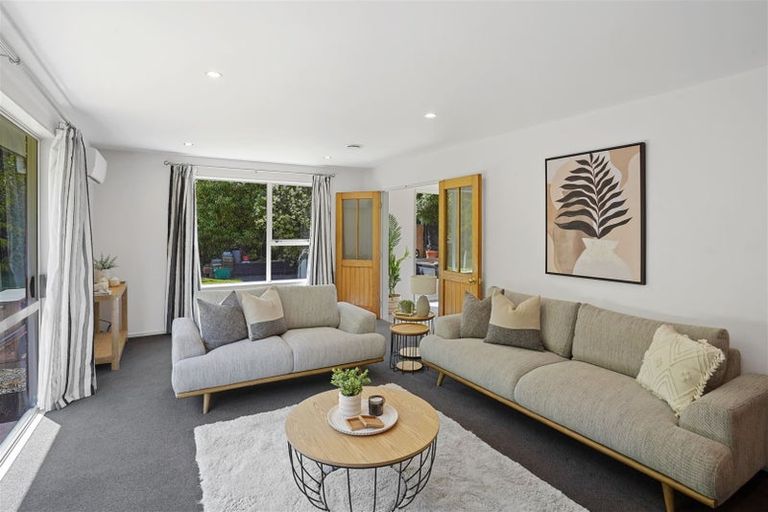Photo of property in 11 Bishopsworth Street, Hillsborough, Christchurch, 8022