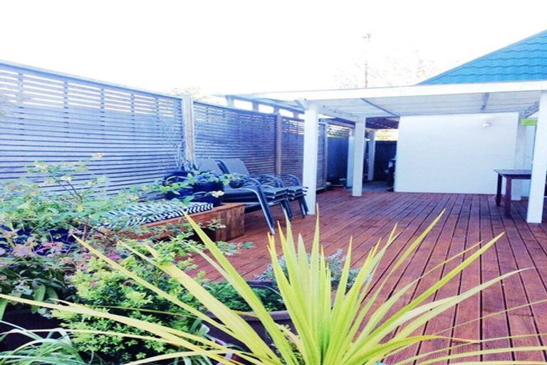 Photo of property in 6b Coniston Avenue, Ilam, Christchurch, 8041