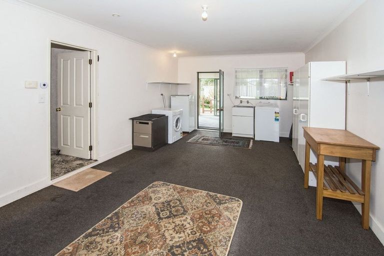 Photo of property in 228 High Street North, Carterton, 5713