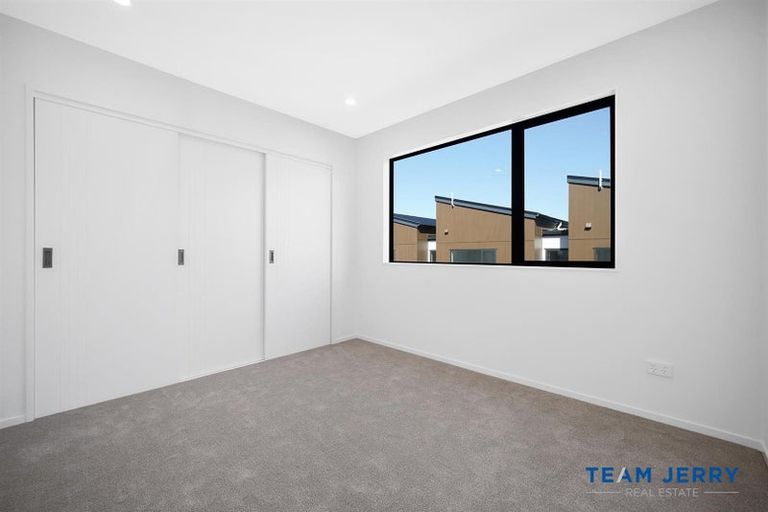 Photo of property in 10 Kiato Lane, Flat Bush, Auckland, 2019
