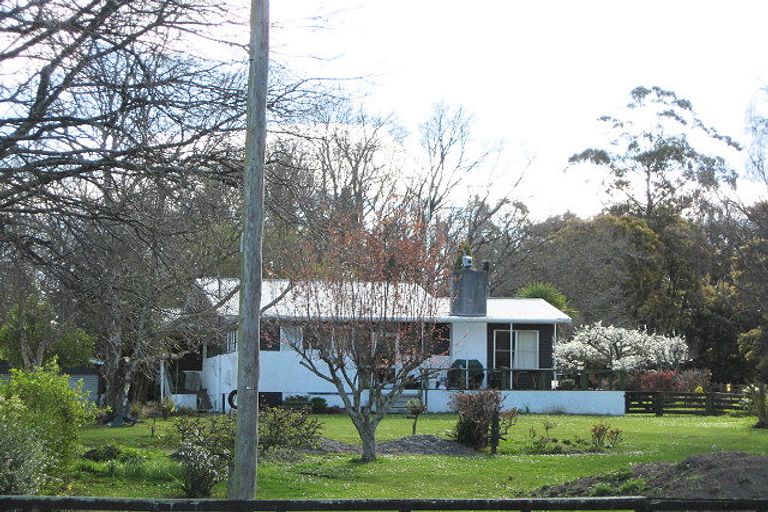 Photo of property in 128 Pukepapa Road, Marton, 4710