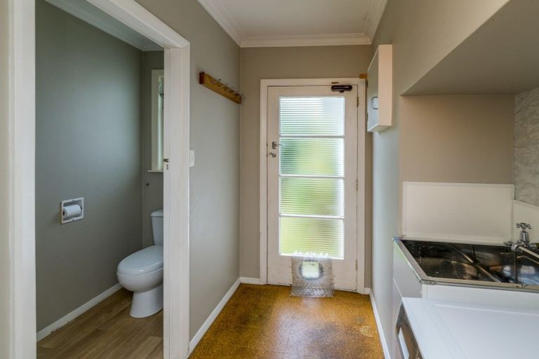 Photo of property in 36 Winchester Street, Levin, 5510