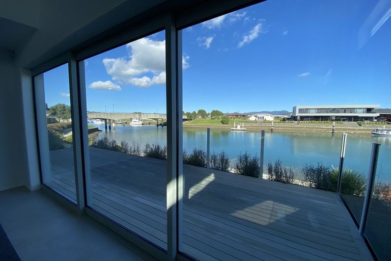 Photo of property in 16 Vanita Drive, Whitianga, 3510