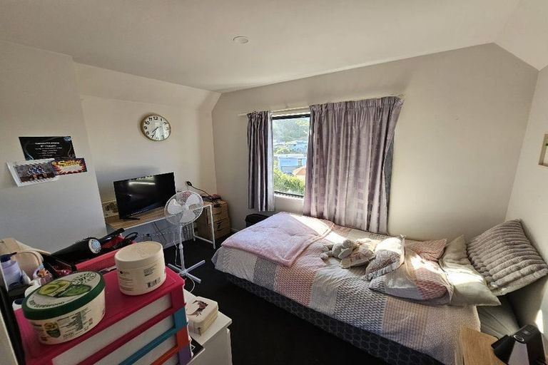 Photo of property in 1 Ridley Green, Churton Park, Wellington, 6037