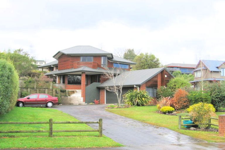 Photo of property in 21 Aloma Way, Glenview, Hamilton, 3206