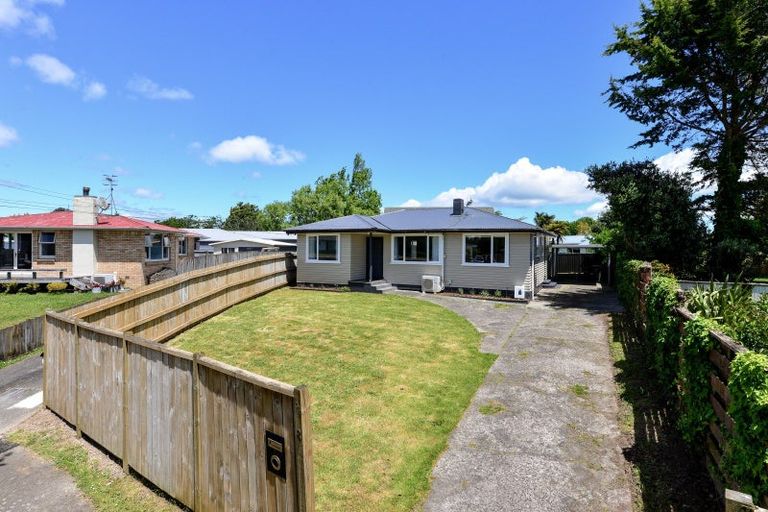 Photo of property in 8 Mabian Crescent, Deanwell, Hamilton, 3206