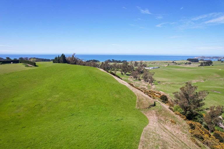 Photo of property in 65 Baghdad Road, Hampden, 9482