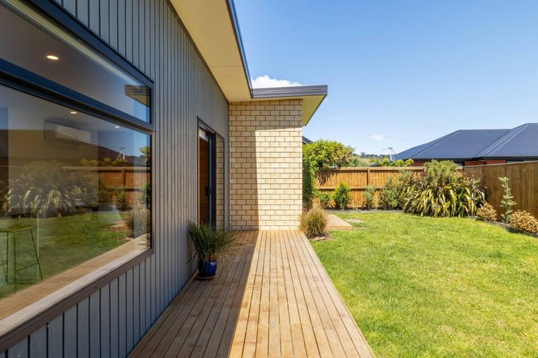 Photo of property in 5 Ruston Lane, Halswell, Christchurch, 8025