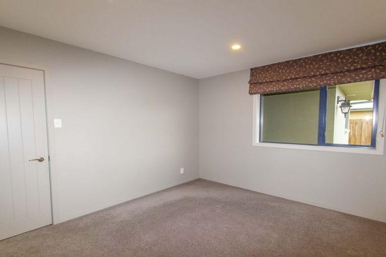 Photo of property in 40 Sunninghurst Drive, Fairfield, Dunedin, 9018