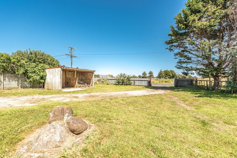 Photo of property in 16 Waitai Street, Castlecliff, Whanganui, 4501