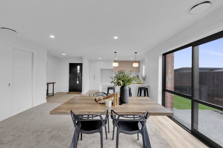 Photo of property in 47 Maanihi Drive, Rototuna North, 3210